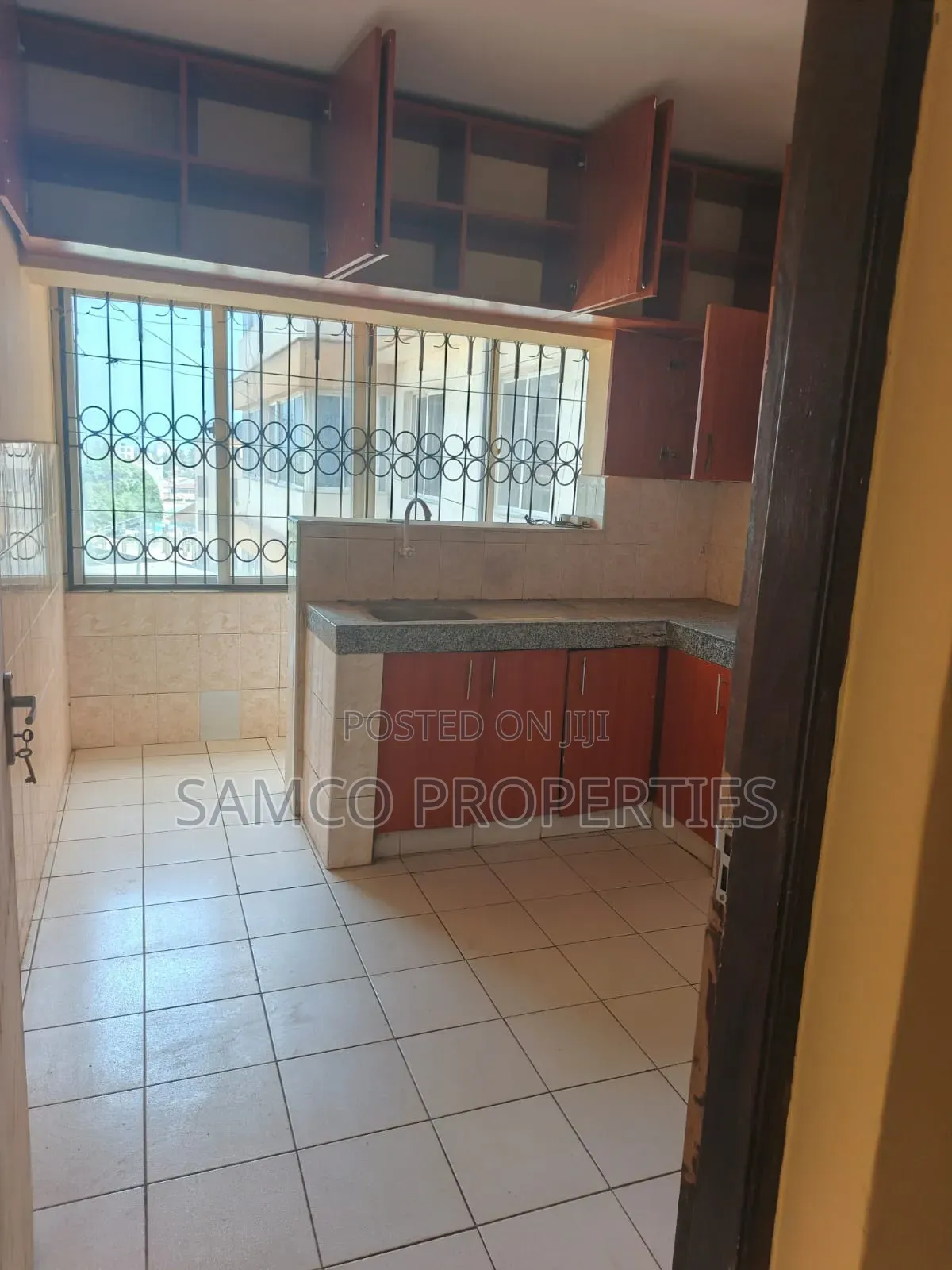 3bdrm Apartment in Bombolulu for sale