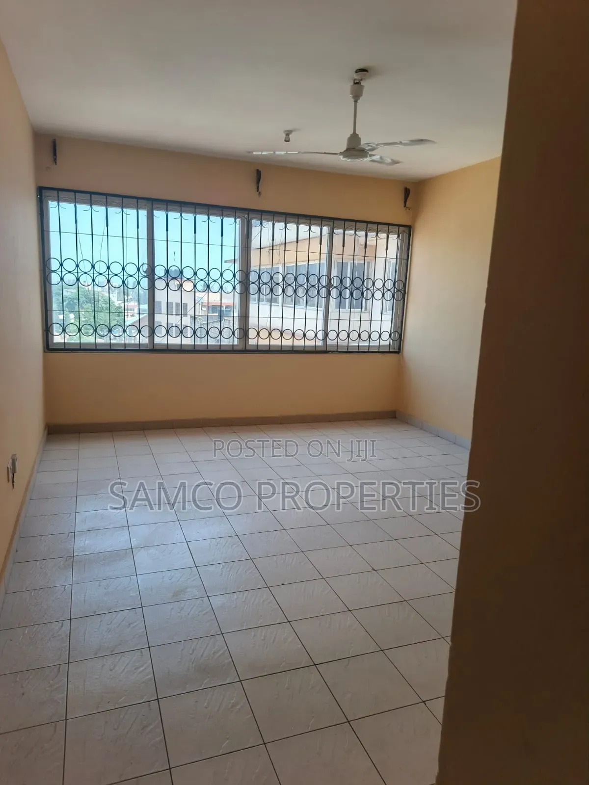 3bdrm Apartment in Bombolulu for sale
