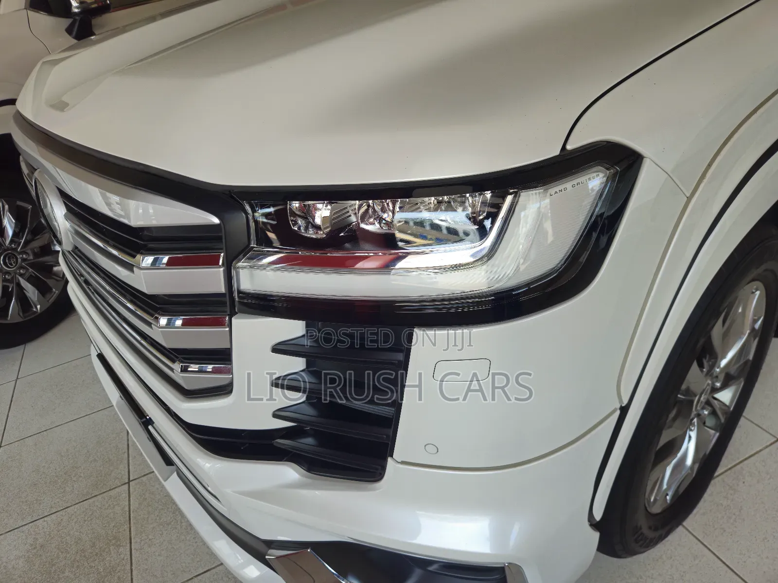 Toyota Land Cruiser 2020 White