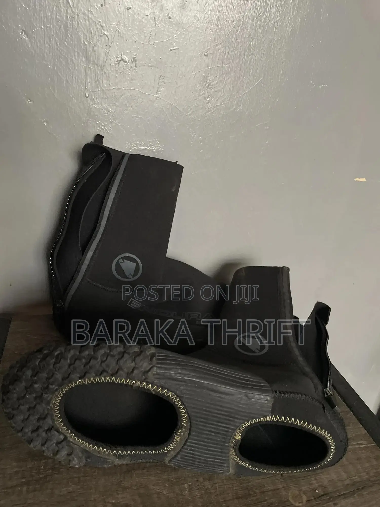 Mt500 Overshoes - Black {Size 7)