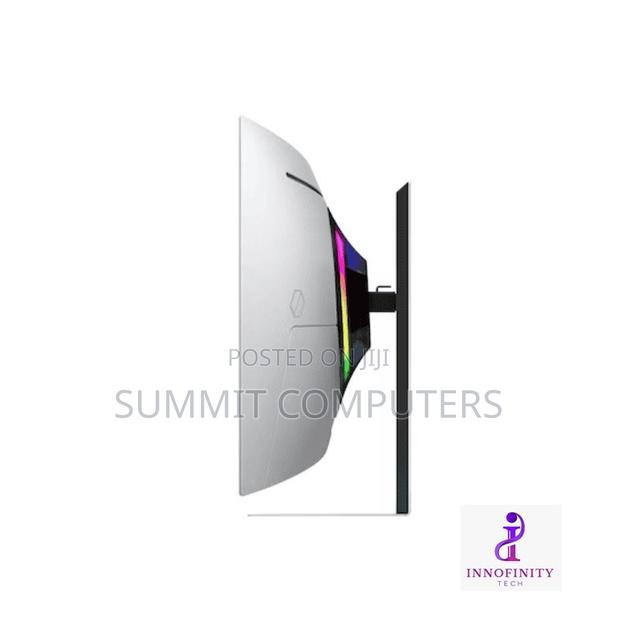 Samsung Odyssey G8 - thumbnail 5