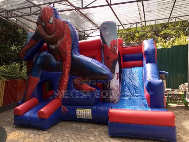 Bouncing Castle - thumbnail 4