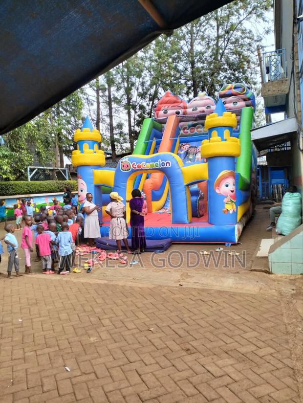 Bouncing Castle - thumbnail 5