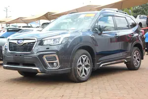 Subaru Forester Premium AWD 2019 Gray