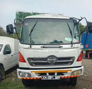 Hino 500 Like Isuzu Mitsubishi