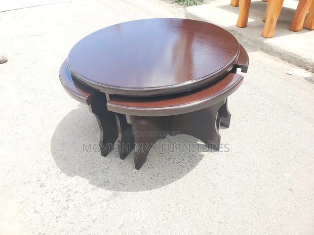 4stools Round Coffee Table