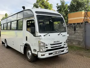 Isuzu NQR 2021 White