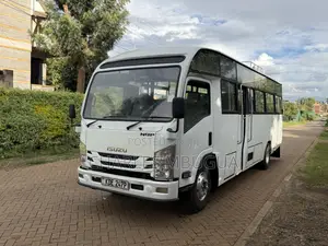 Isuzu NQR 2021 White