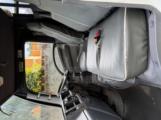 Isuzu NQR 2021 White - thumbnail 8