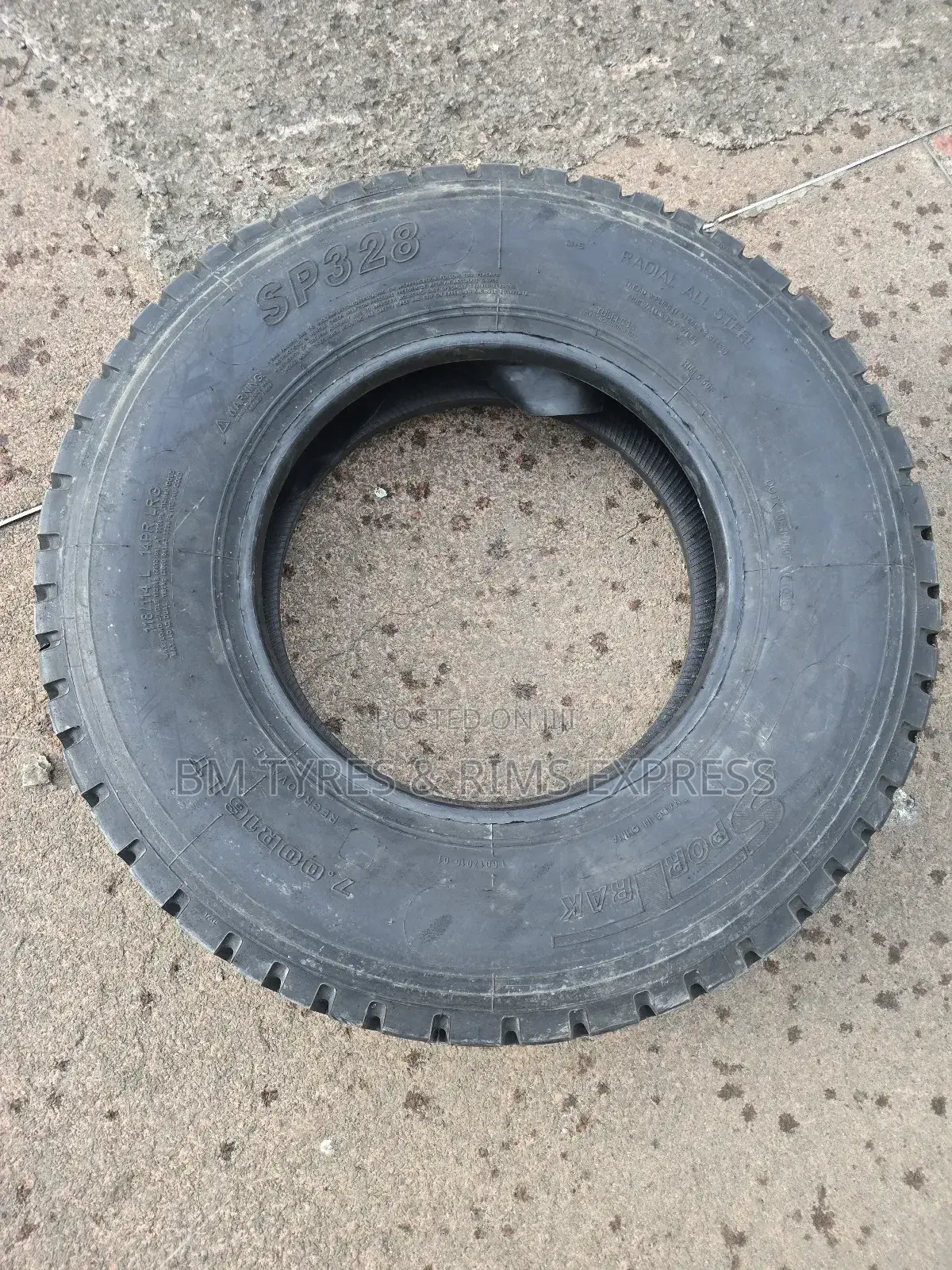 700 R16 Sporttrak Tyres.