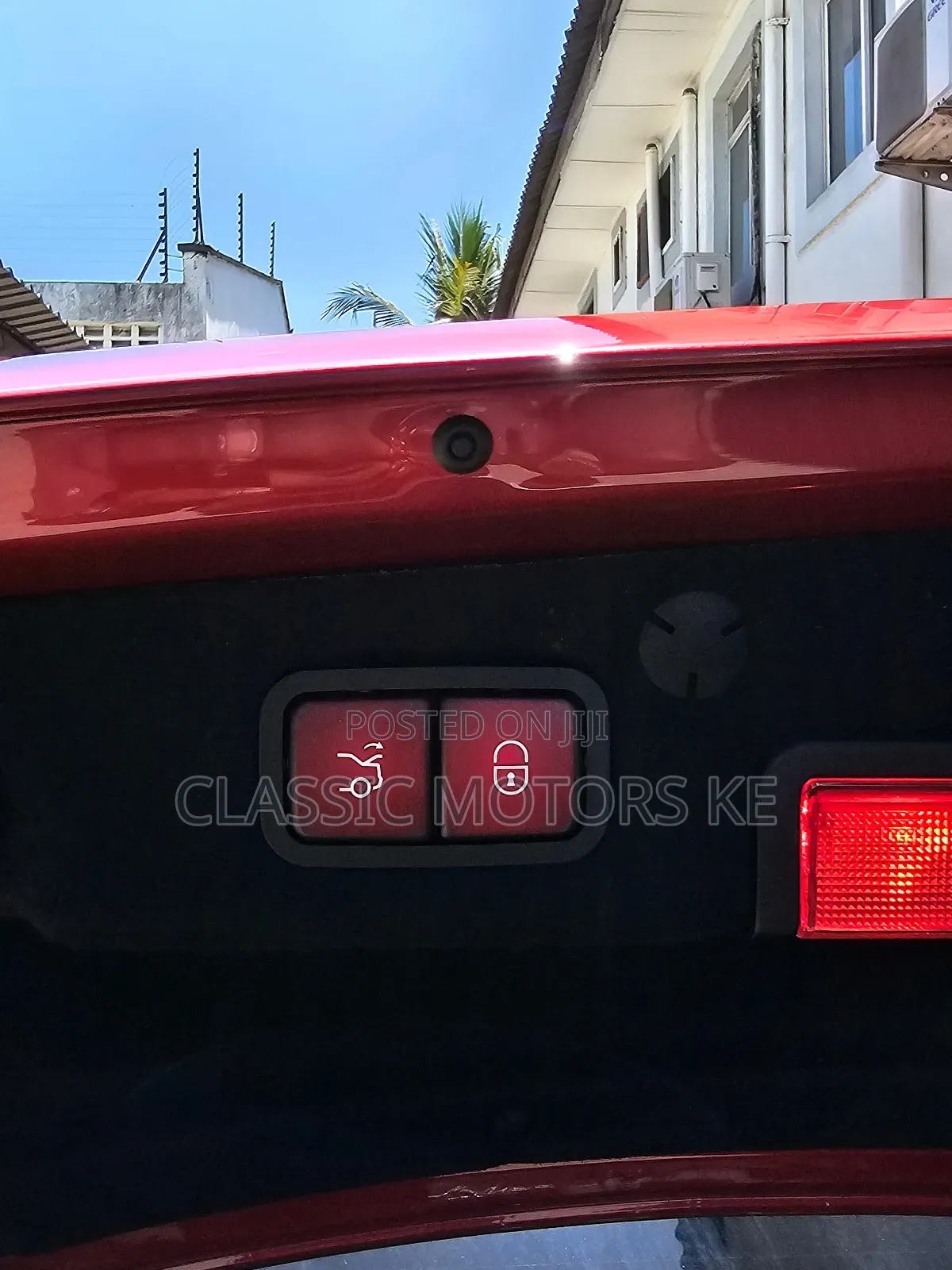 Mercedes-Benz C200 2020 Red