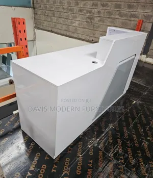 The Apex Desk