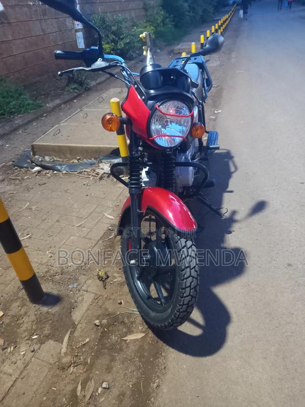 New Bajaj Boxer 2025 Red - main view