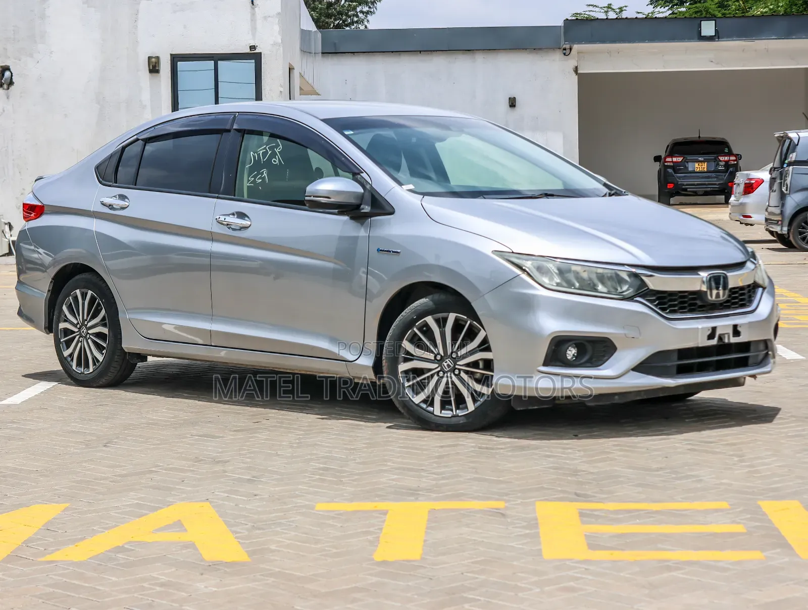 Honda Grace 1.5 Hybrid AWD 2018 Silver