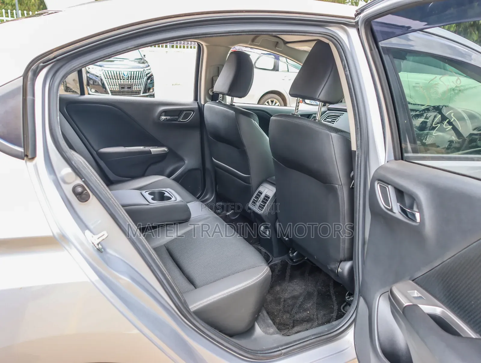 Honda Grace 1.5 Hybrid AWD 2018 Silver