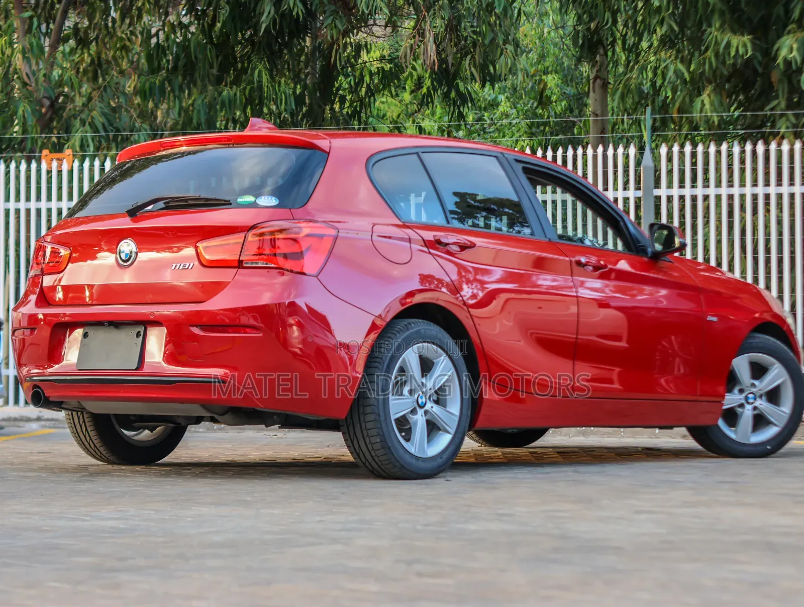 BMW 118i 2018 Red