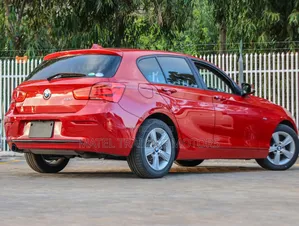 BMW 118i 2018 Red