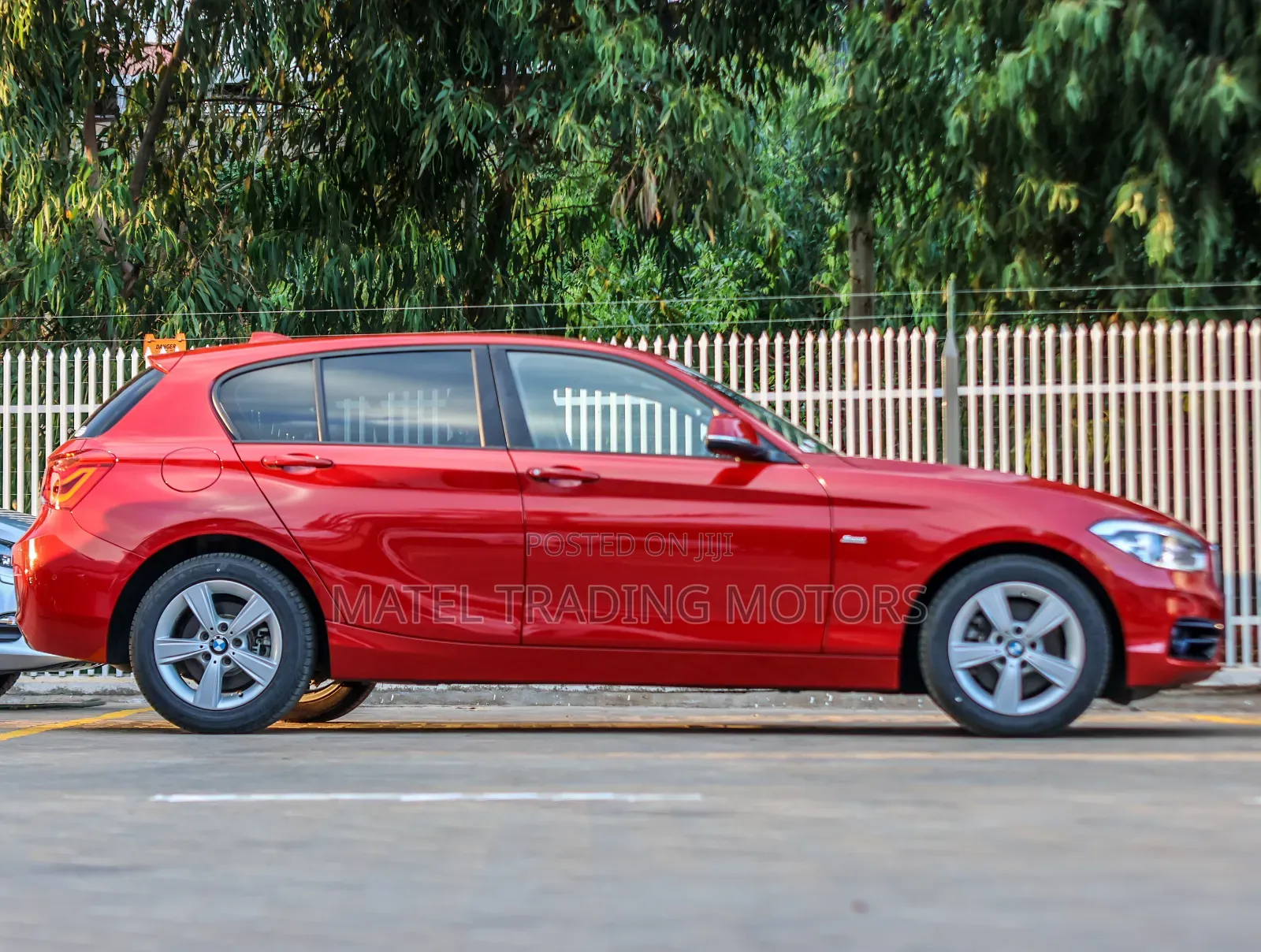 BMW 118i 2018 Red
