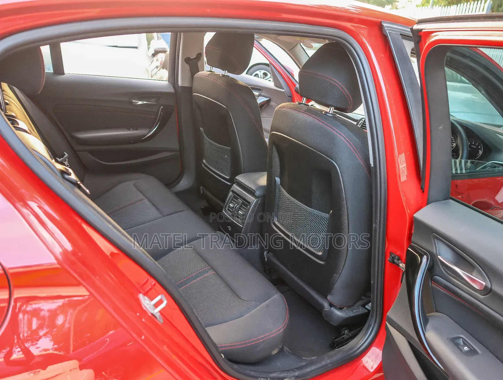 BMW 118i 2018 Red
