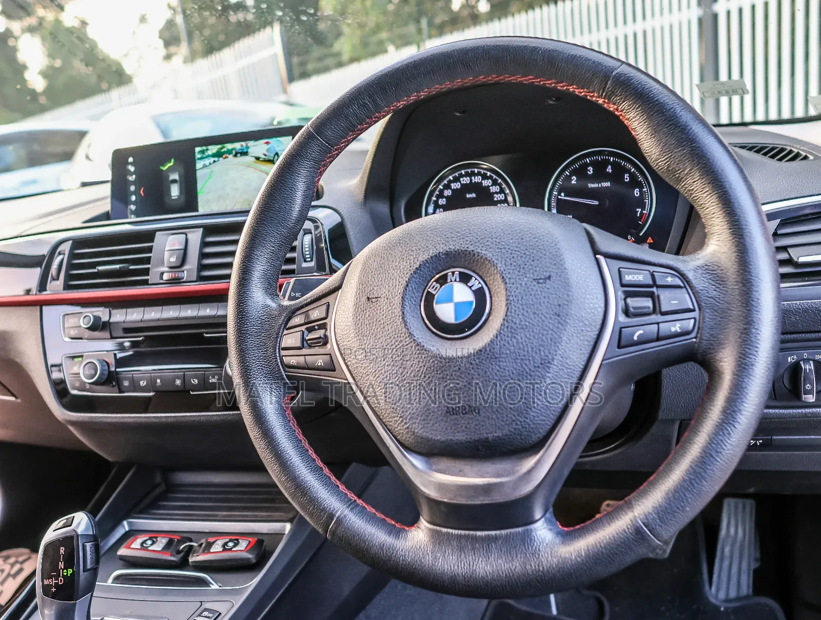 BMW 118i 2018 Red
