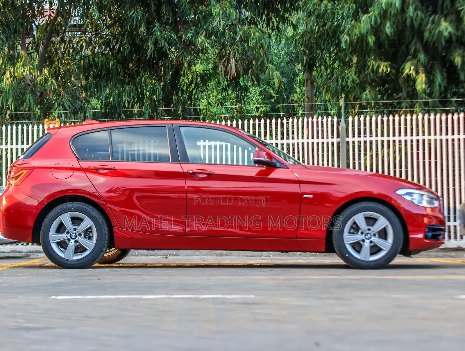 BMW 118i 2018 Red