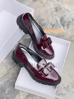 *High Quality (Three~Show) Wetlook Brogues* 37-42