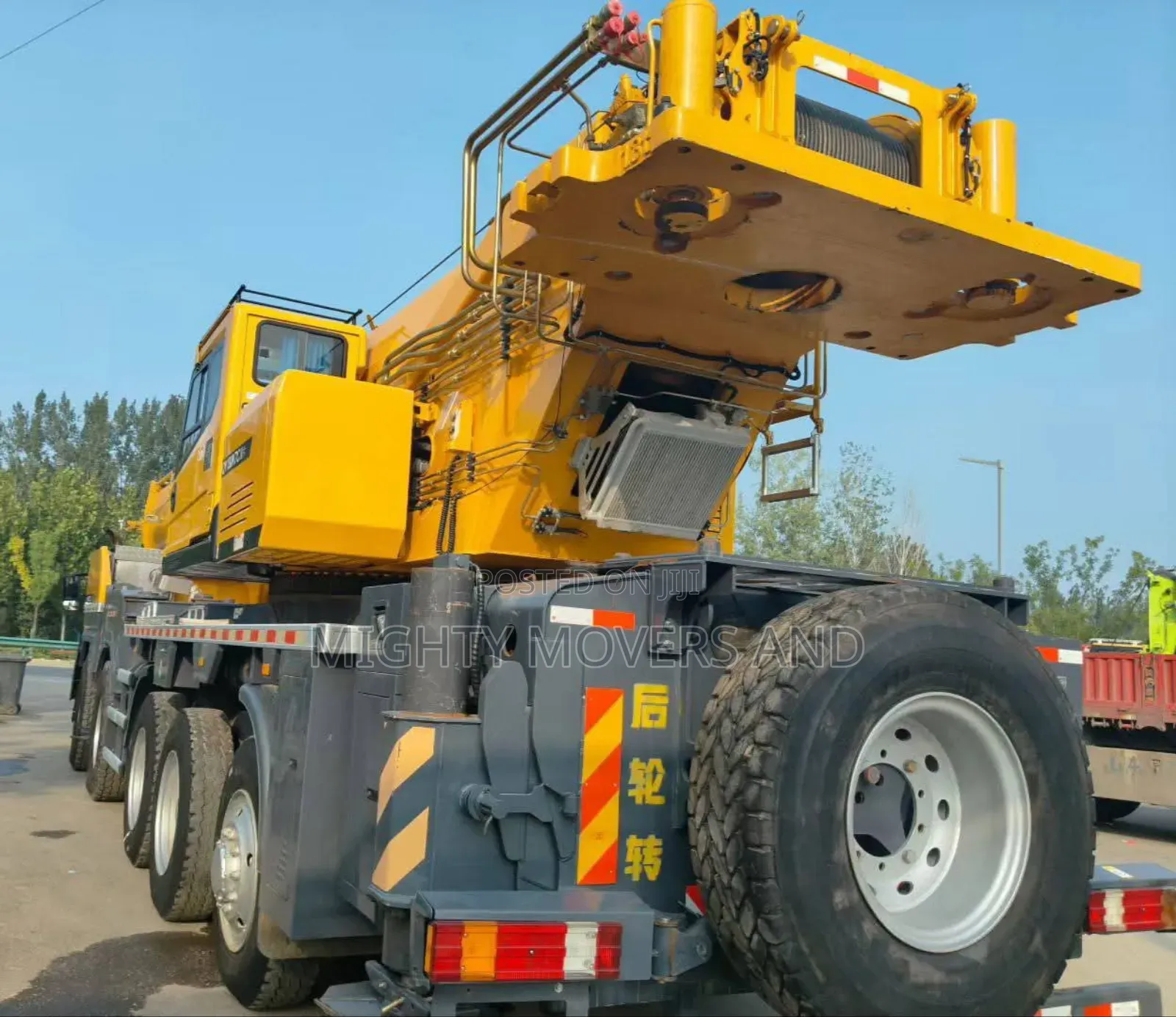 Trailer Errands With Cranes Are Readily Available for Logistics