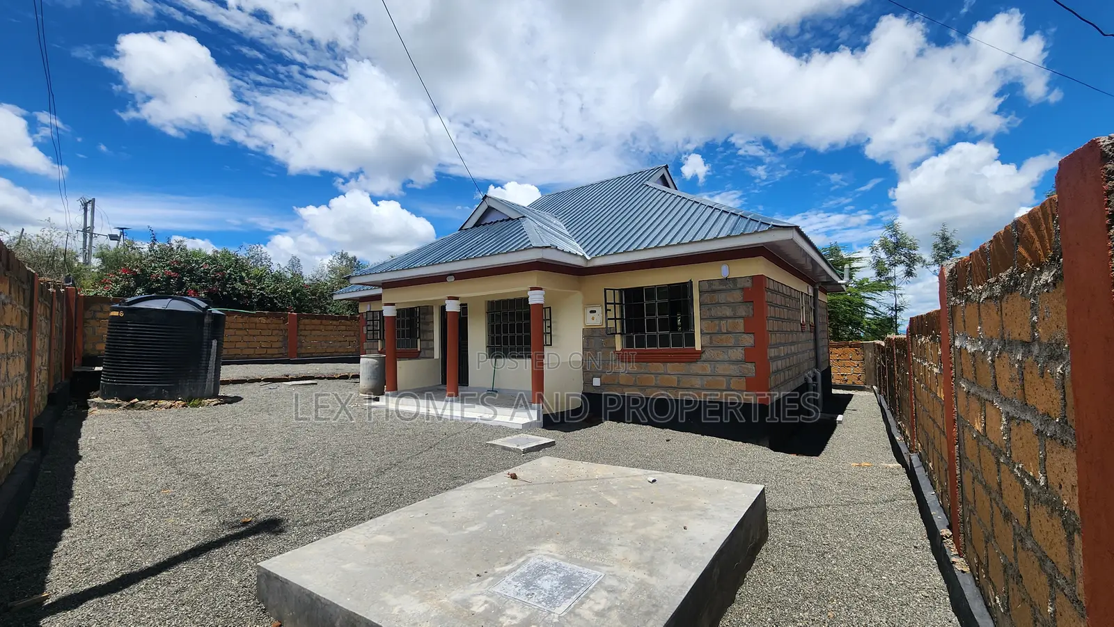3bdrm Bungalow in Nkoroi for sale