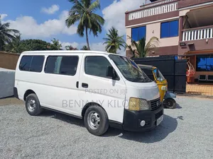 Nissan Caravan (Urvan) 2013 White