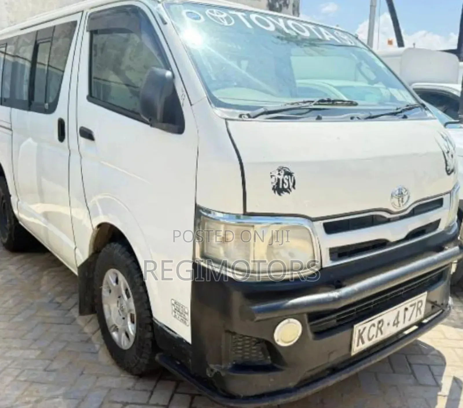 Toyota HiAce 2011 White