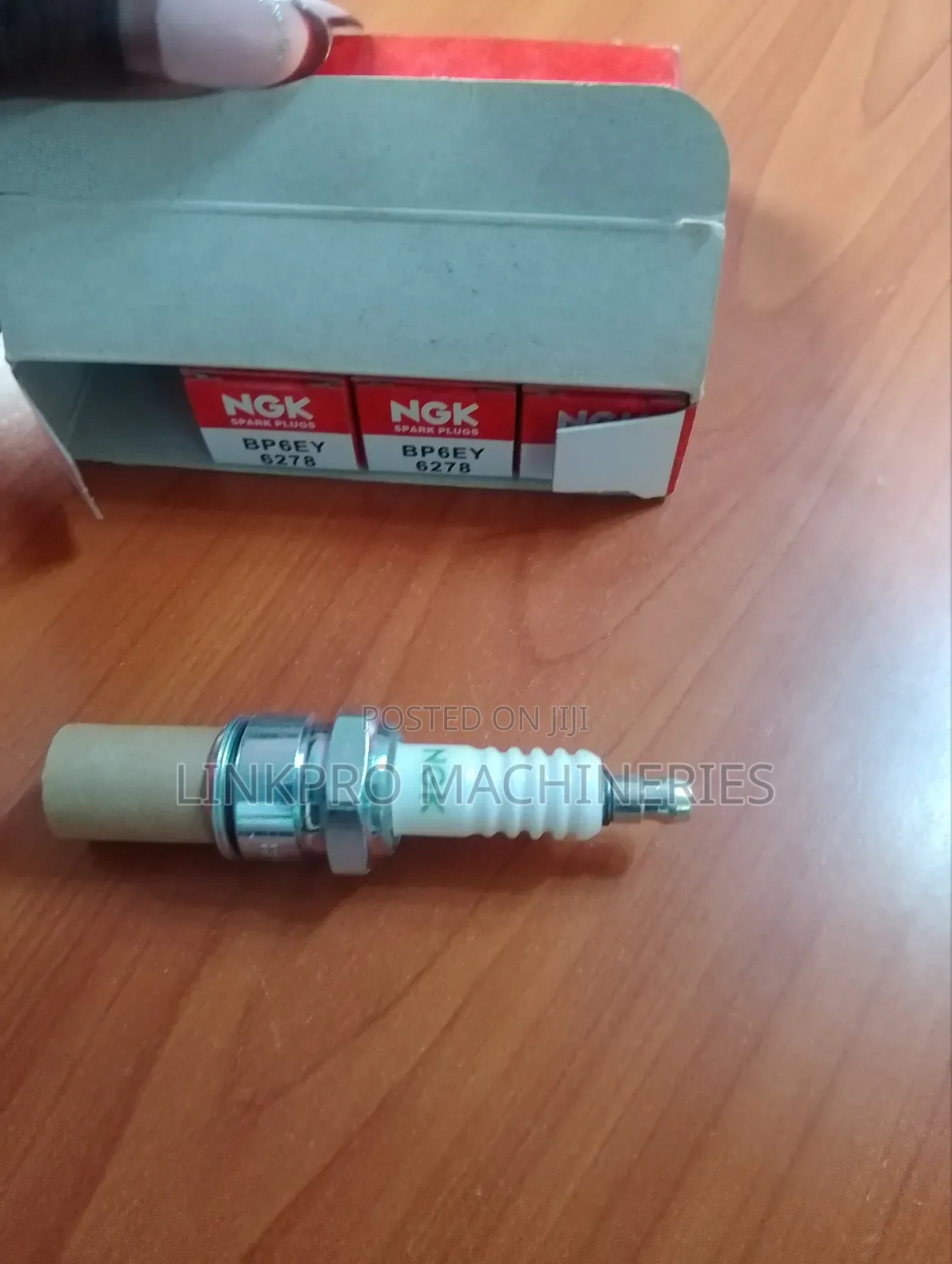 Ngk Spark Plugs 4 Pcs