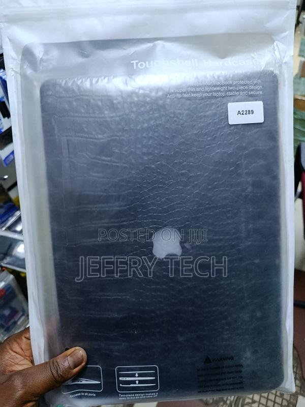 Crocodile-Texture Hardcase Is for a Macbook Pro 13-Inch (Model A2289,