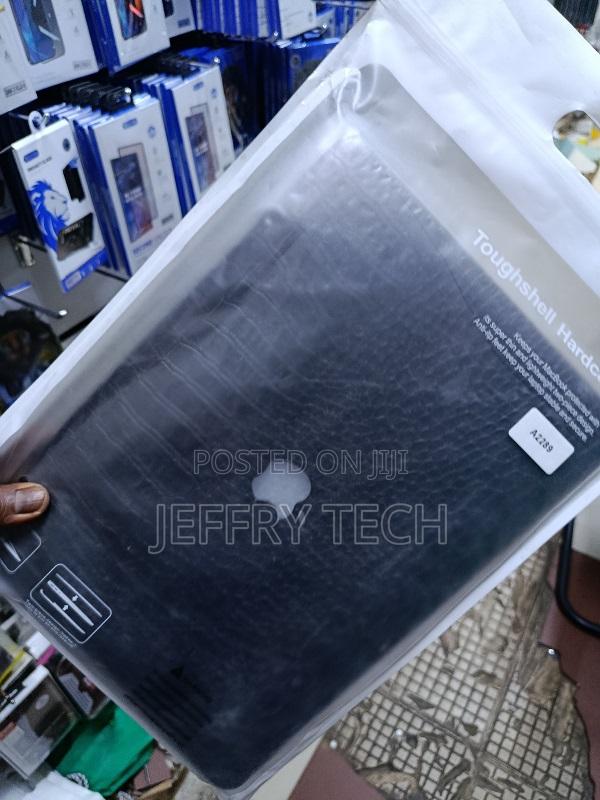Crocodile-Texture Hardcase Is for a Macbook Pro 13-Inch (Model A2289, - thumbnail 2