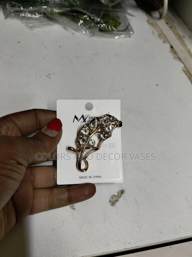 Brooches Beautiful for Daily Wear