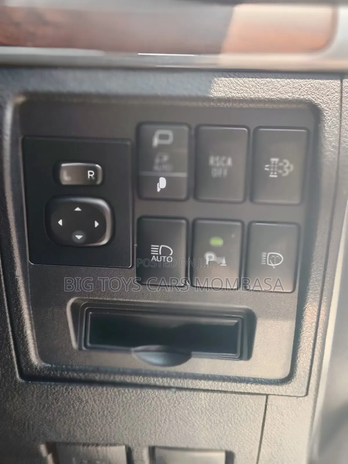Toyota Land Cruiser 2018 White