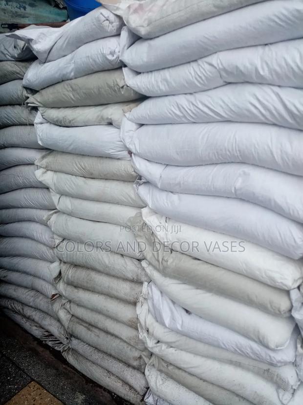 Imported Crystal White Decorative Stones 50kg - main view