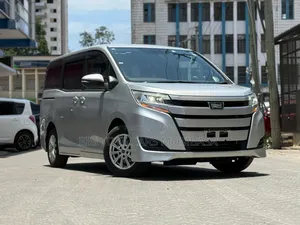 Toyota Noah 2020 Silver