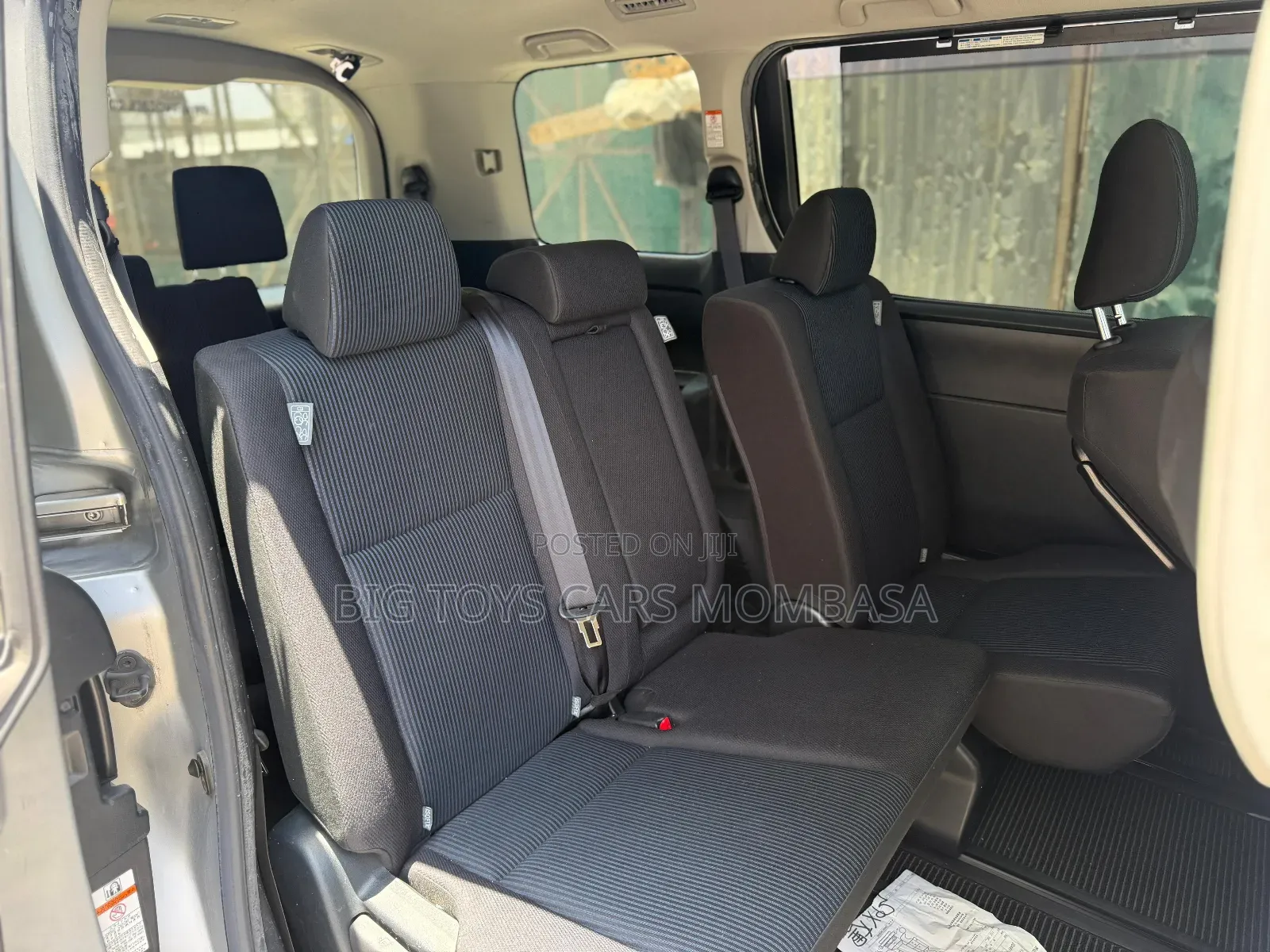 Toyota Noah 2020 Silver