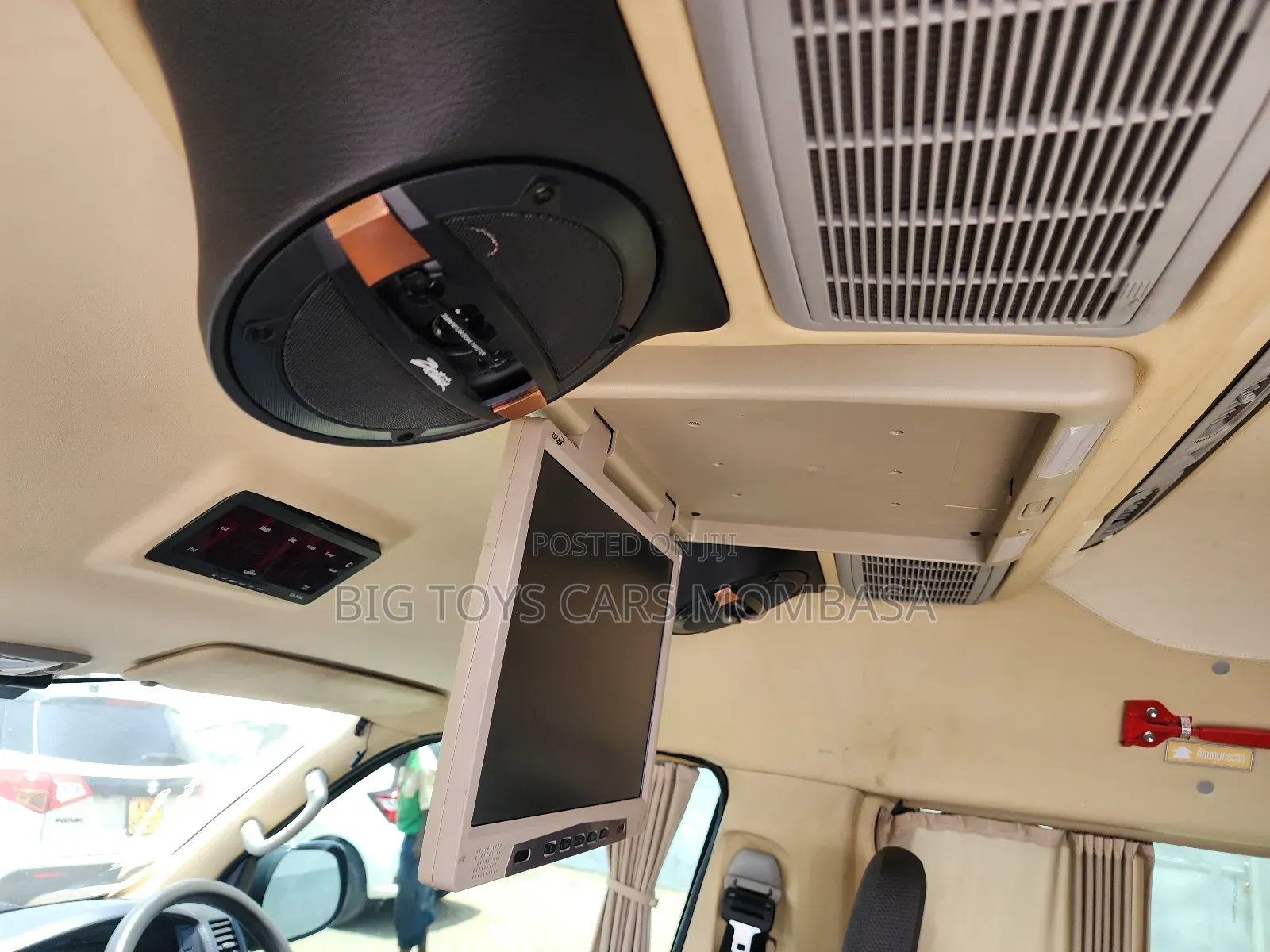 Toyota HiAce 2019 Silver