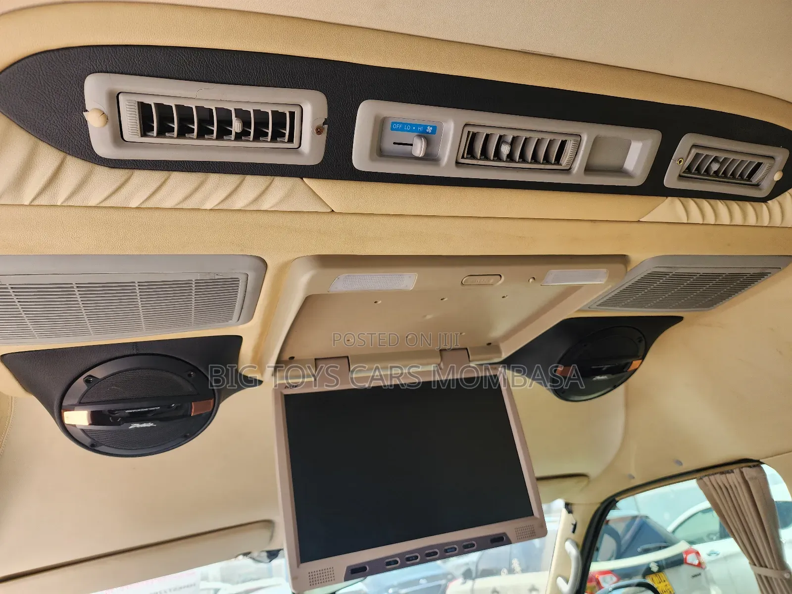 Toyota HiAce 2019 Silver