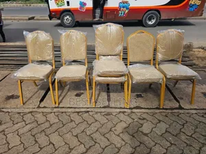 Bitch Color Banquet Chairs