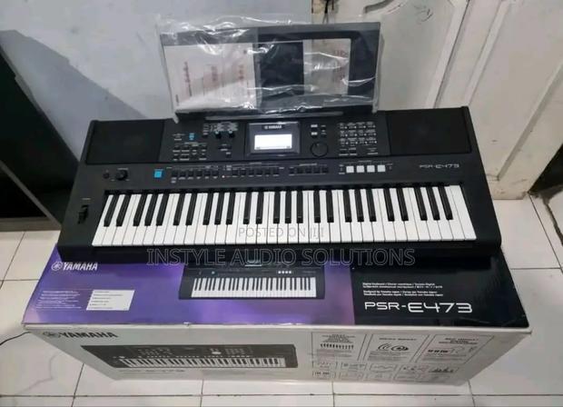 Yamaha PSR E 473 Keyboard Complete With Metallic Adjustable Stand - thumbnail 3