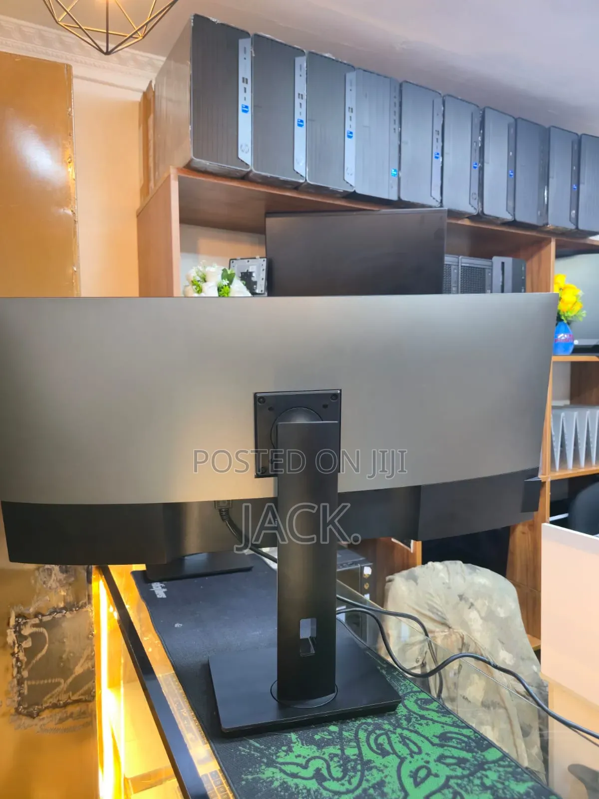 Dell 34 Inch Curved Monitor Display