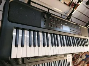 PSR E 383 Yamaha Professional Keyboard Plus Metallic Adjustable Stand