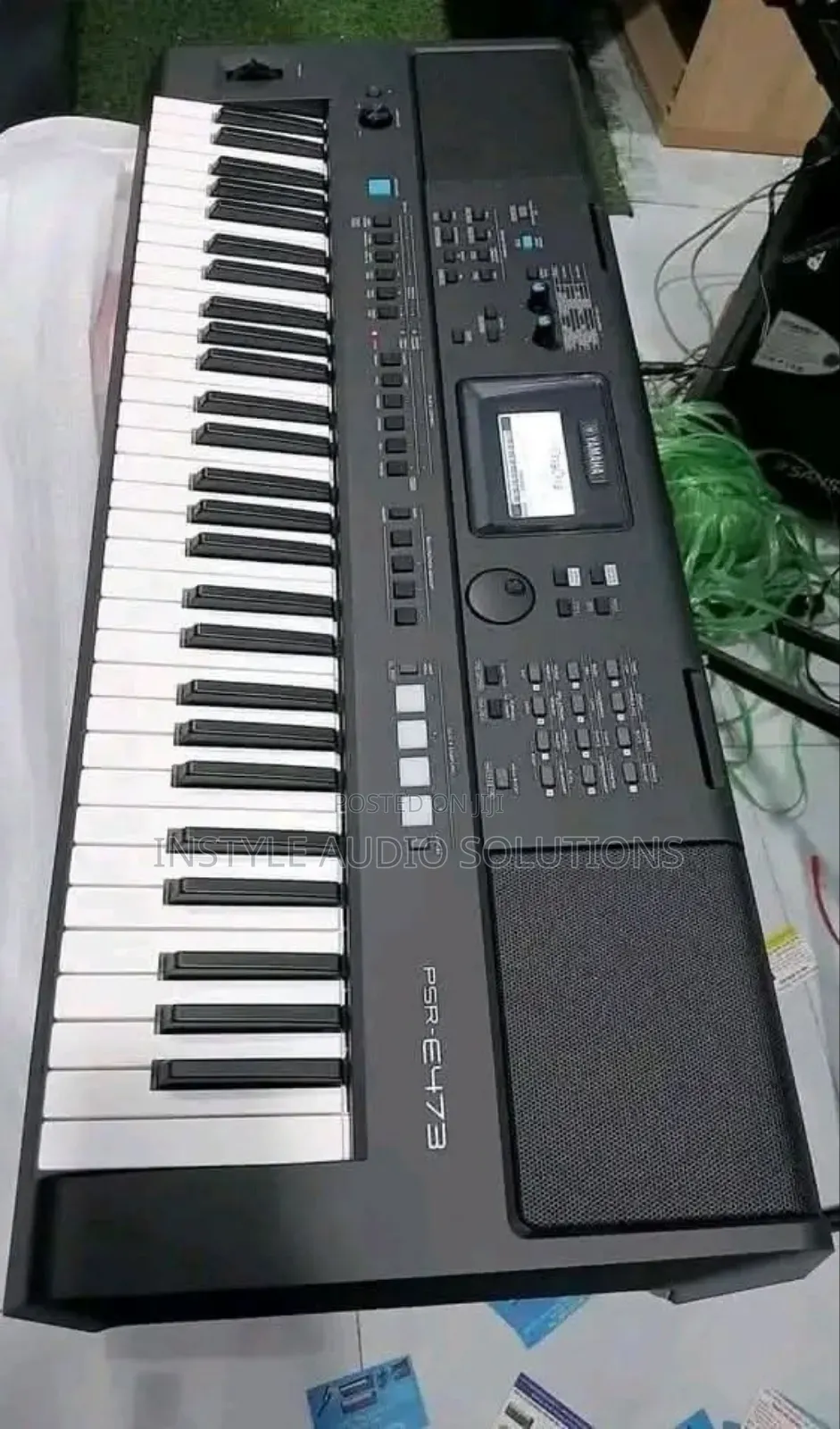 PSR E473 Yamaha Professional Keyboard - Free Metallic Keyboard Stand
