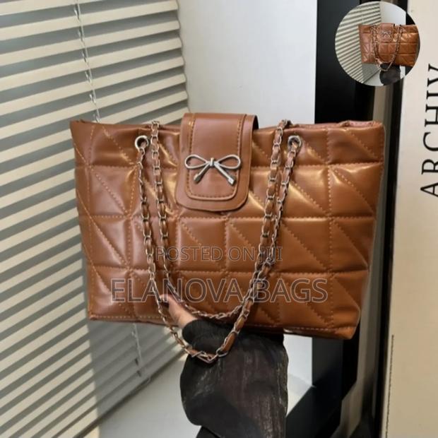 Elanova Bags - thumbnail 3
