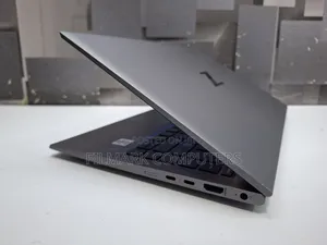 Laptop HP ZBook Firefly 14 G7 32GB Intel Core i7 SSD 512GB