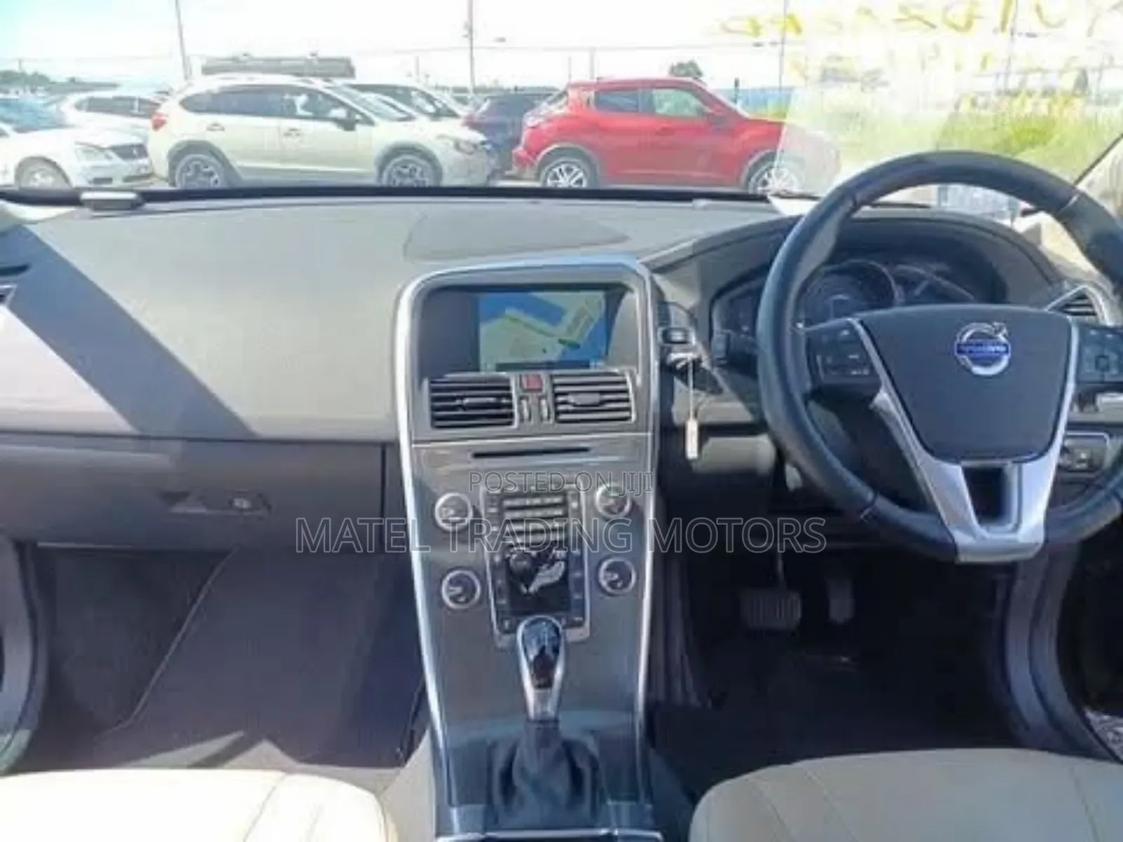 Volvo XC60 T5 Momentum AWD 2018 Brown