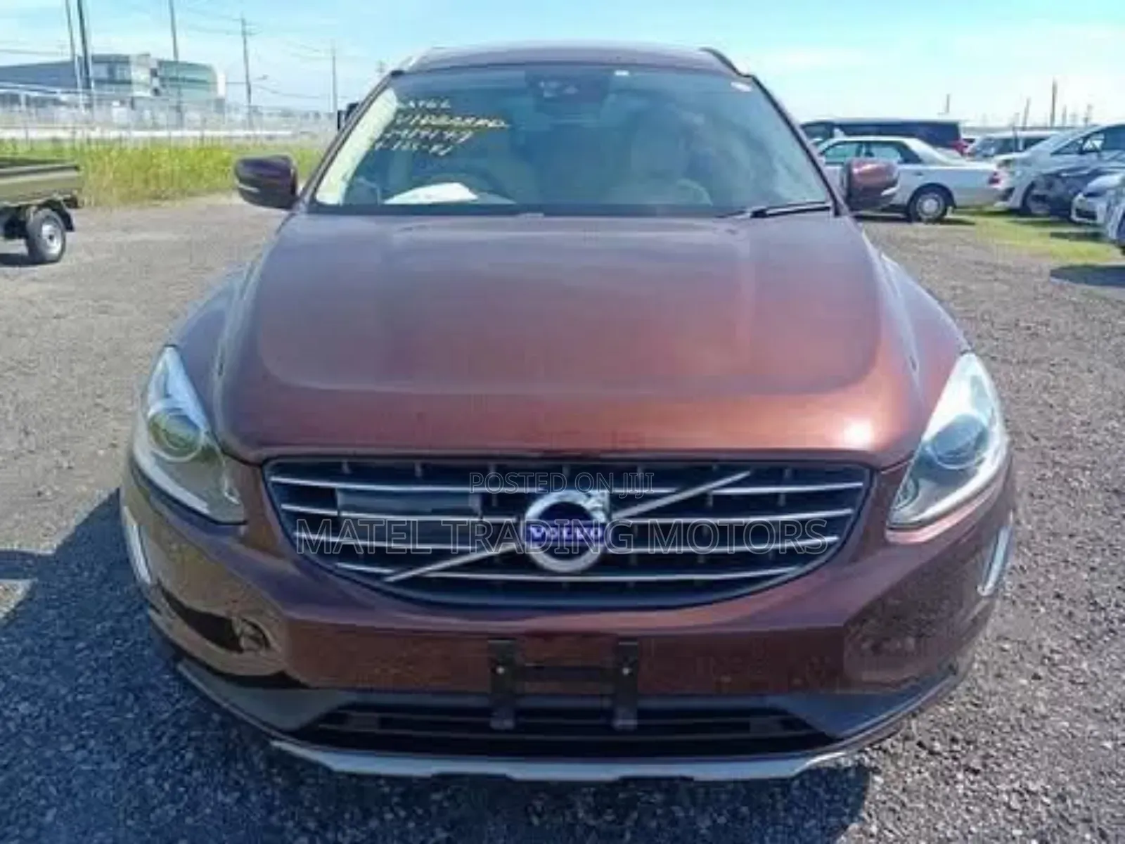 Volvo XC60 T5 Momentum AWD 2018 Brown