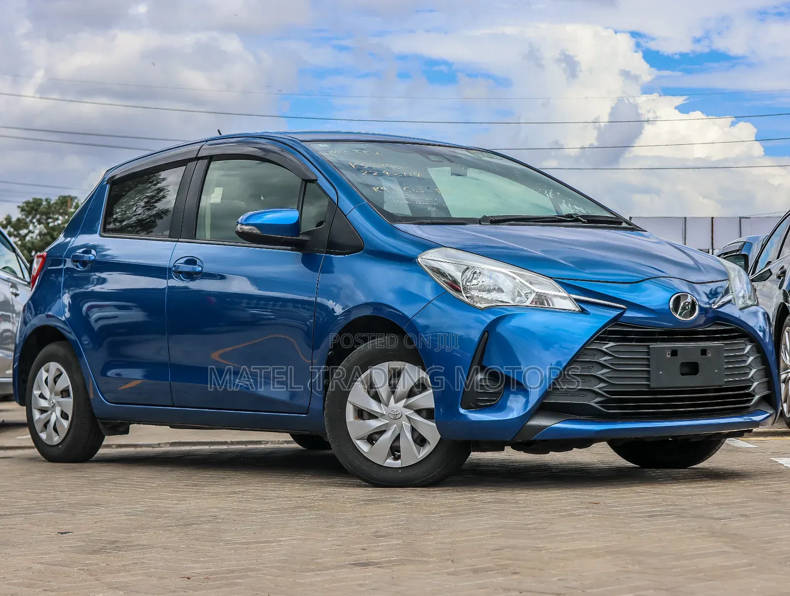 Toyota Vitz 1.3 FWD 5dr 2018 Blue